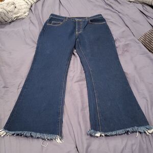 Fun high waisted button down Carmar jeans size 27
